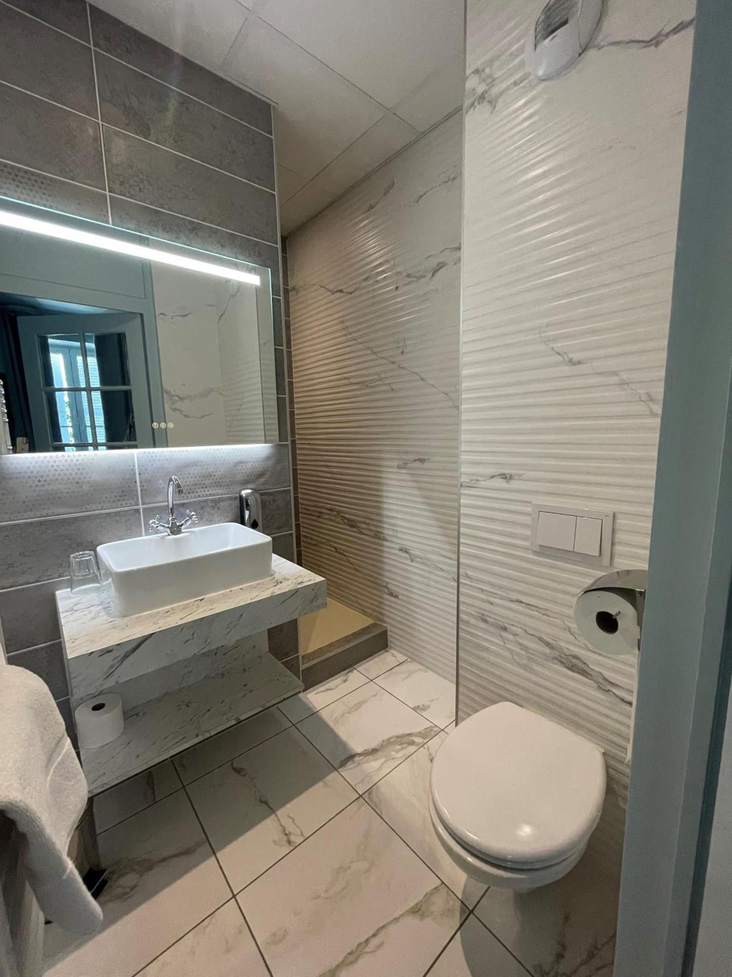 Domaine Clairfontaine Noyarey - Suites Junior Luaran gambar